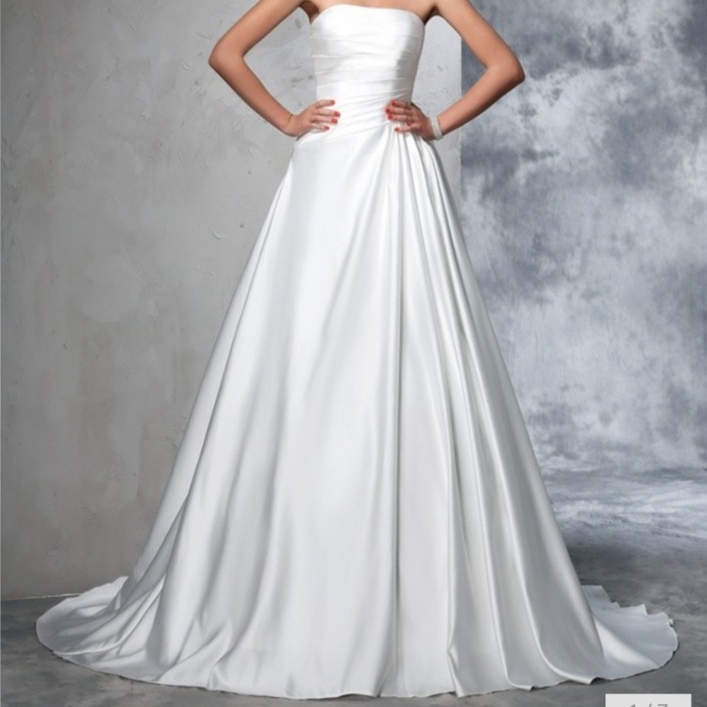 Wedding dress
